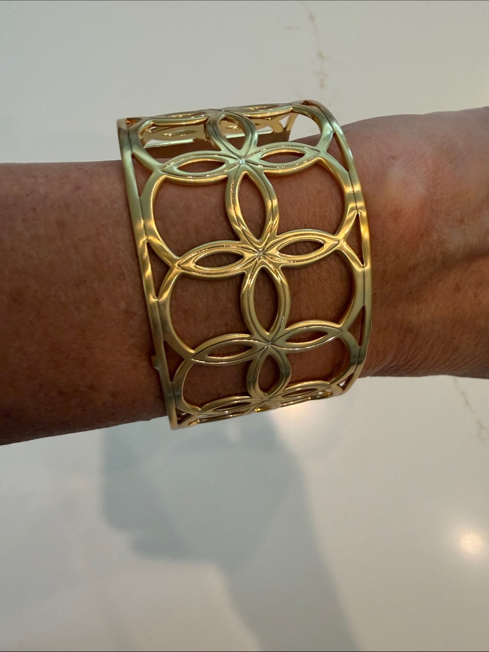 NWT Brighton Gold Floral Cutout Cuff Bracelet - Picture 3 of 12
